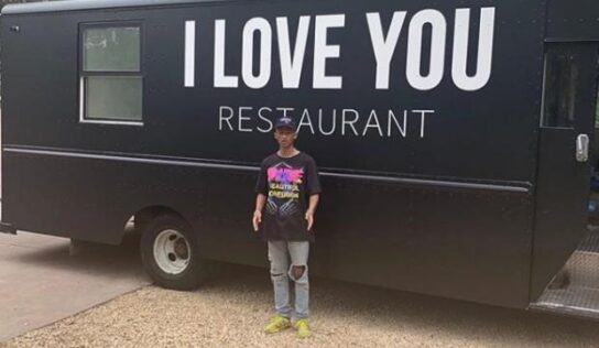 Jaden Smith inaugura food truck gratuito para gente sin hogar