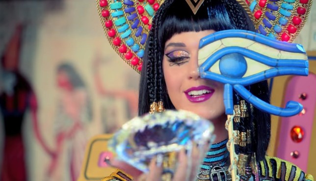 “Dark Horse” de Katy Perry gana demanda de plagio