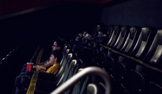 Piden aumentar aforo en cines de la CDMX