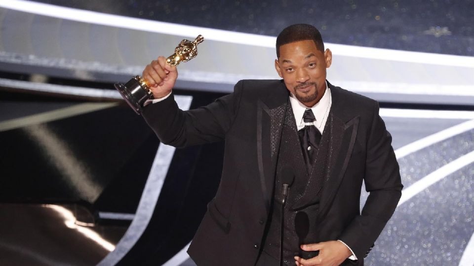 Will Smith podría perder su Óscar por golpear a Chris Rock