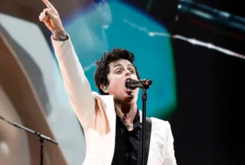 Billie Joe Armstrong de Green Day renunciará a su ciudadanía estadounidense por el fallo Roe vs. Wade