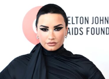 Demi Lovato vuelve a utilizar pronombres femeninos