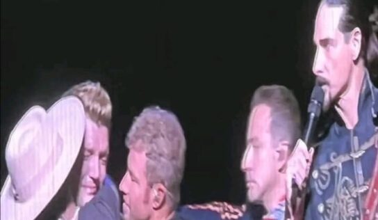 Backstreet Boys homenajea a Aaron Carter en concierto