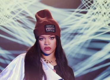 Rihanna lanza ropa inspirada en Super Bowl LVII
