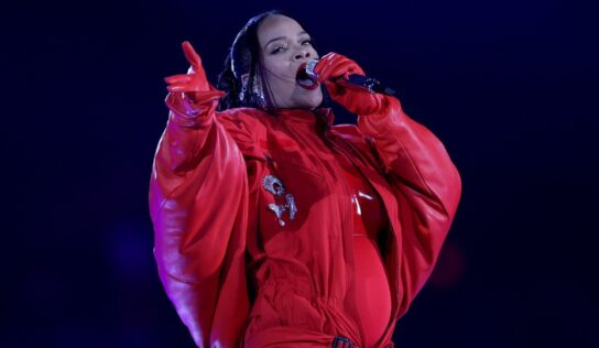 Confirman embarazo de Rihanna tras Medio Tiempo del Super Bowl