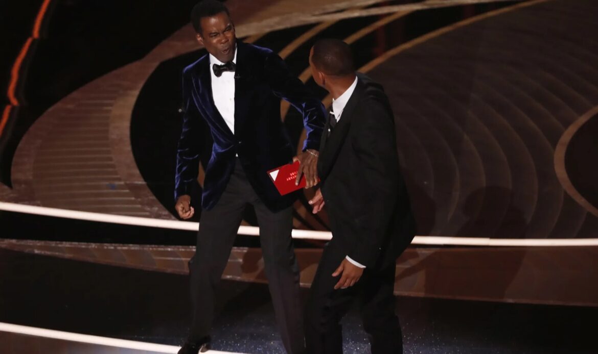 Academia de Hollywood reconoce que gestionó mal la agresión de Will Smith