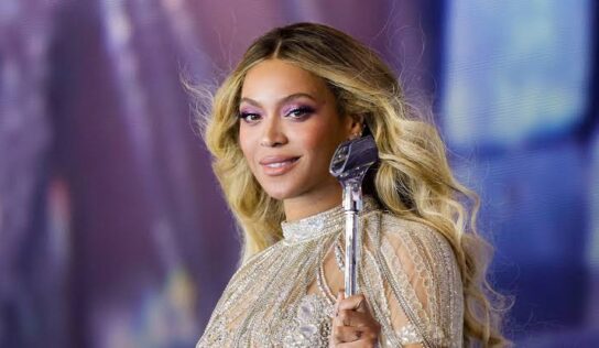 Beyoncé anuncia un nuevo álbum durante el Super Bowl
