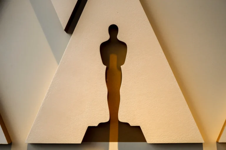 Academia de Hollywood anuncia nuevas reglas para los Óscar y prioriza exhibición en salas