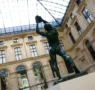 Museo de Louvre bucea en la reinvención del Olimpismo y abre sus salas al yoga y a la danza